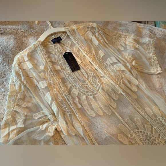 Artesia NWT lace cardigan - Picture 3 of 6